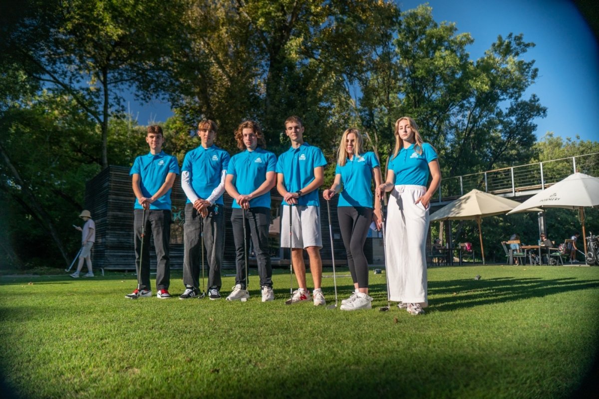 Prague Education Center. Все о студенческой жизни в Чехии. Общественные мероприятия и вечеринки. Подробнее - фото 1 Prague Education Center. Все о студенческой жизни в Чехии. Общественные мероприятия и вечеринки. Подробнее - 1