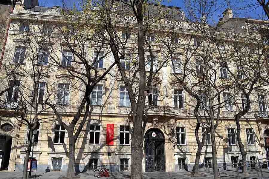 Братиславская высшая школа изобразительных искусств: история, программы и преимущества - 1