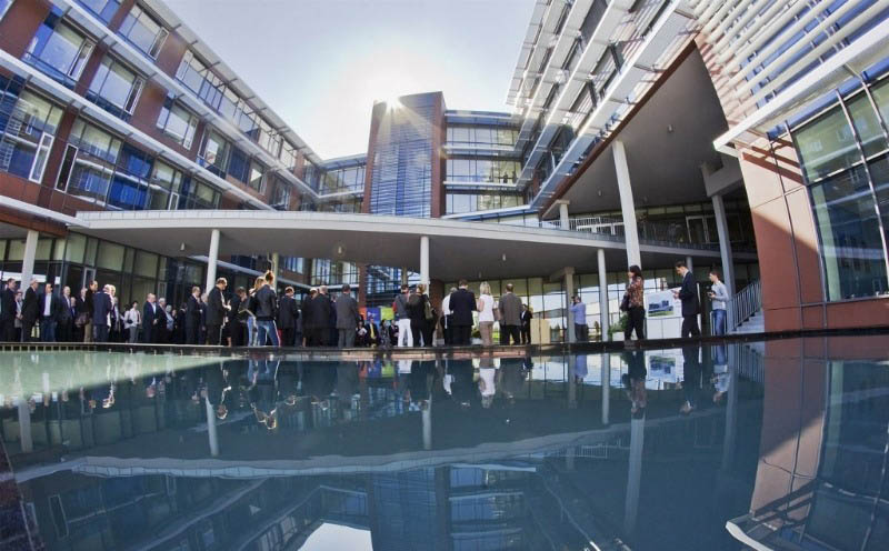 Какие специальности предлагает Западночешский университет