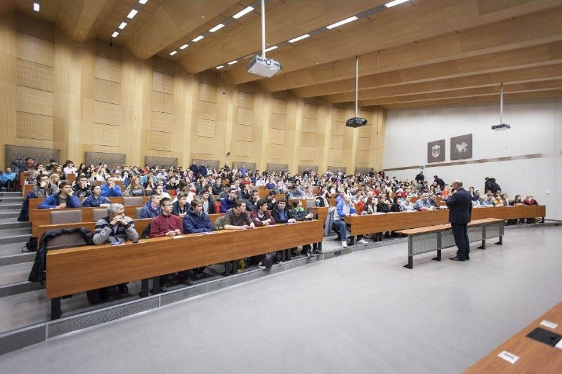 Учеба в Чешском техническом университете в Праге 