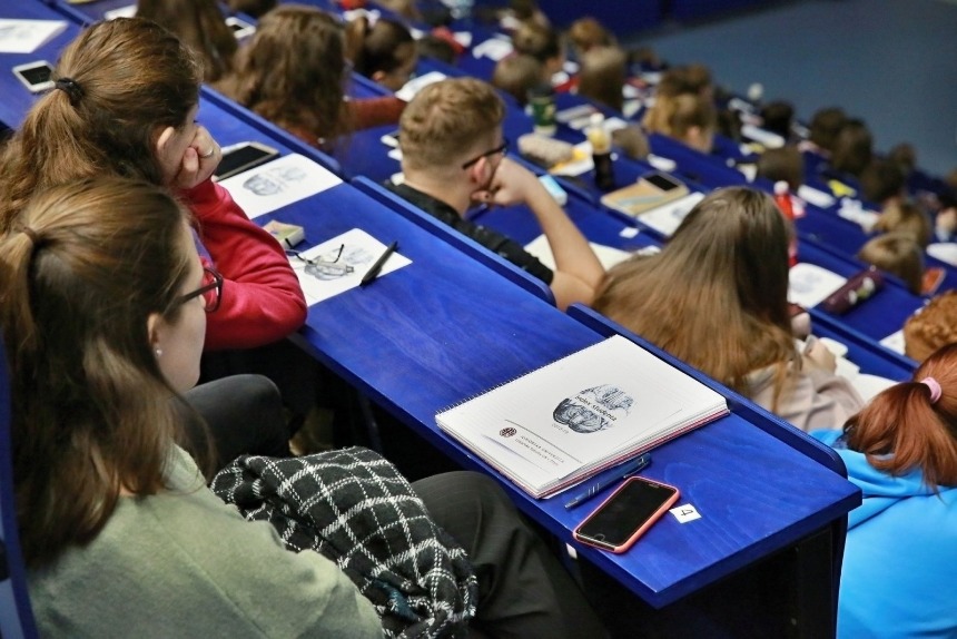 Медицинский факультет в Градец-Кралове