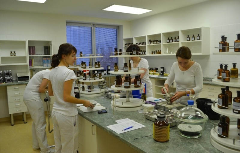 Фармацевтический факультет VFU в Брно