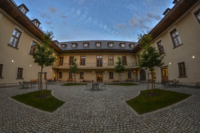 Правила приема для иностранцев в университет Палацкого в Оломоуце