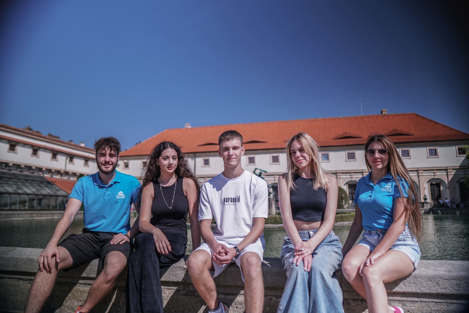 Студенты могут участвовать в Erasmus+ и сотрудничать с ведущими университетами мира.