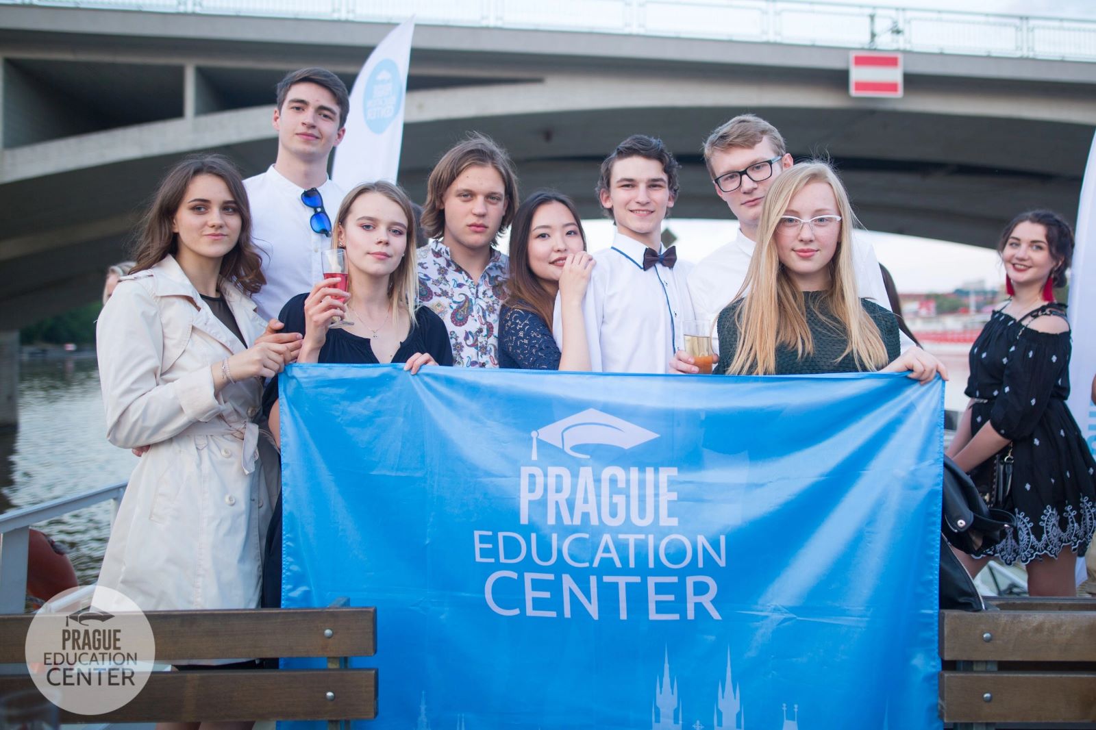 Испытательный срок (обычно до 3 месяцев).