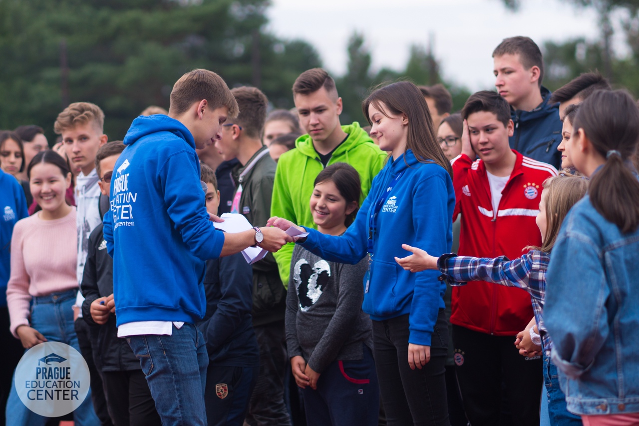 Когда подходит время сессии, первокурсников возникает вопрос – как сделать шпаргалку на экзамен? 