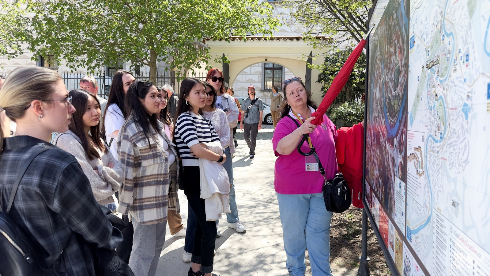Стажировка – отличная возможность для студентов и выпускников приобрести практический опыт работы в разных компаниях, получить новые знания и построить ценные связи